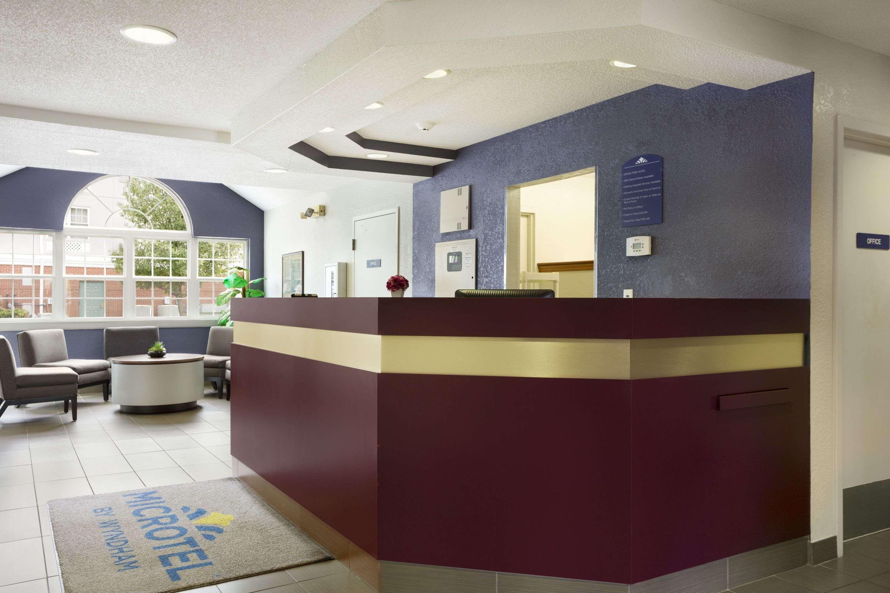 Microtel Inn By Wyndham Louisville East Bagian luar foto