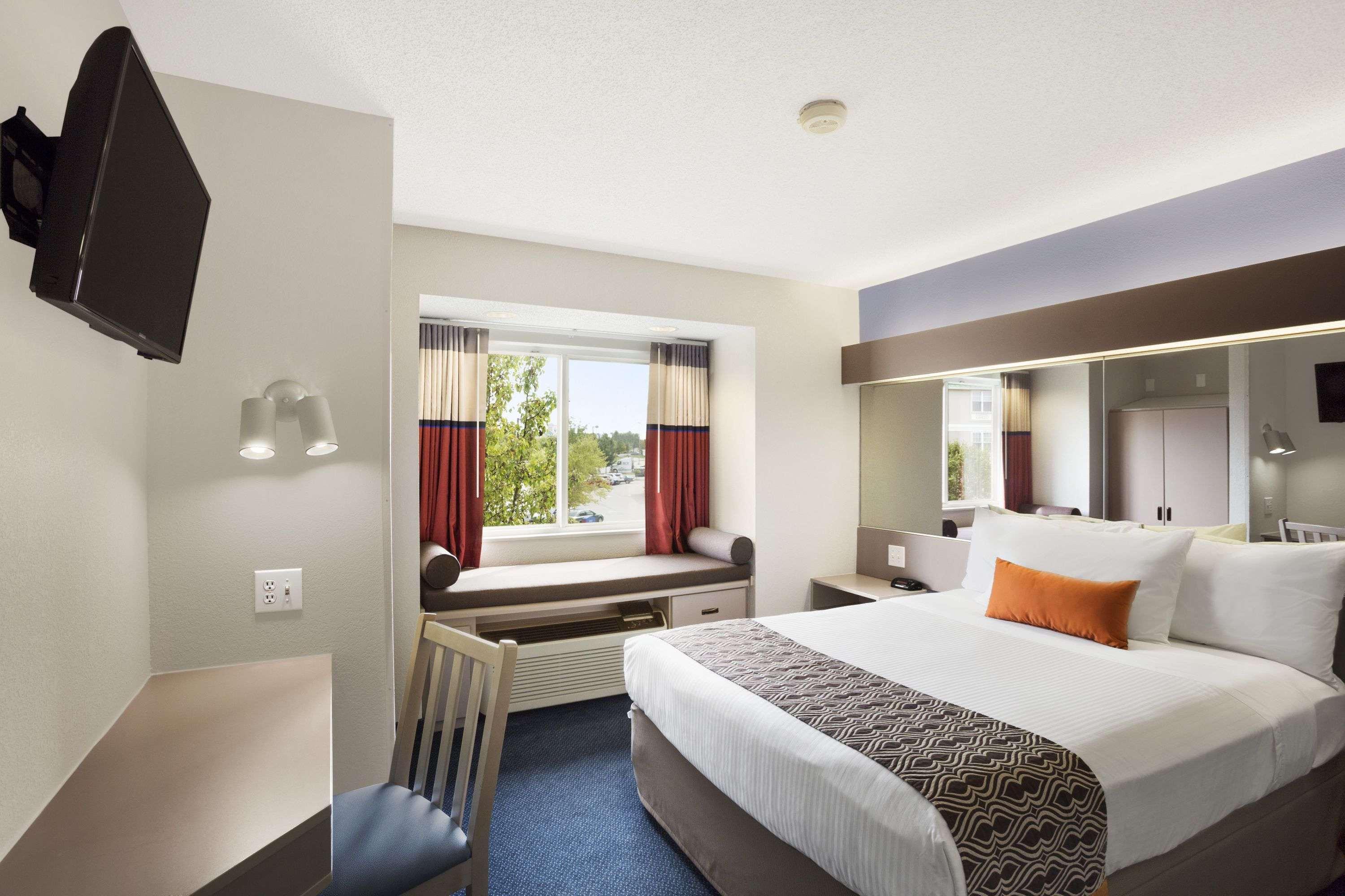 Microtel Inn By Wyndham Louisville East Bagian luar foto