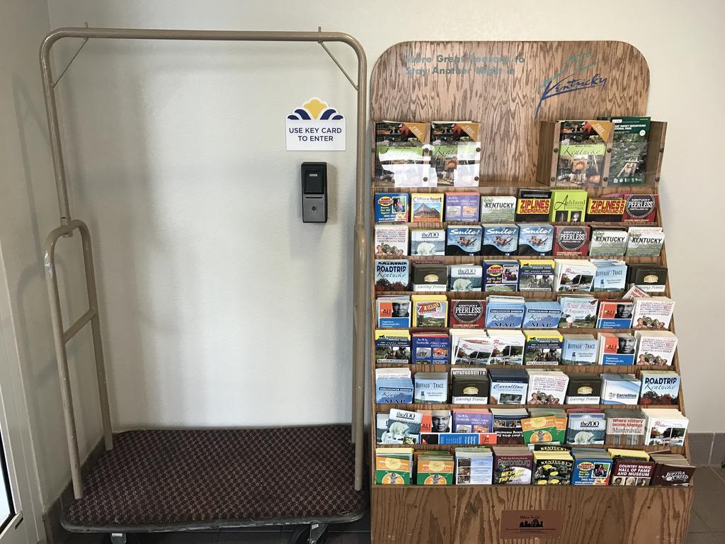 Microtel Inn By Wyndham Louisville East Bagian luar foto