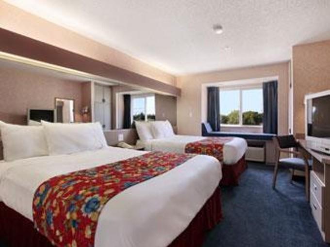 Microtel Inn By Wyndham Louisville East Ruang foto